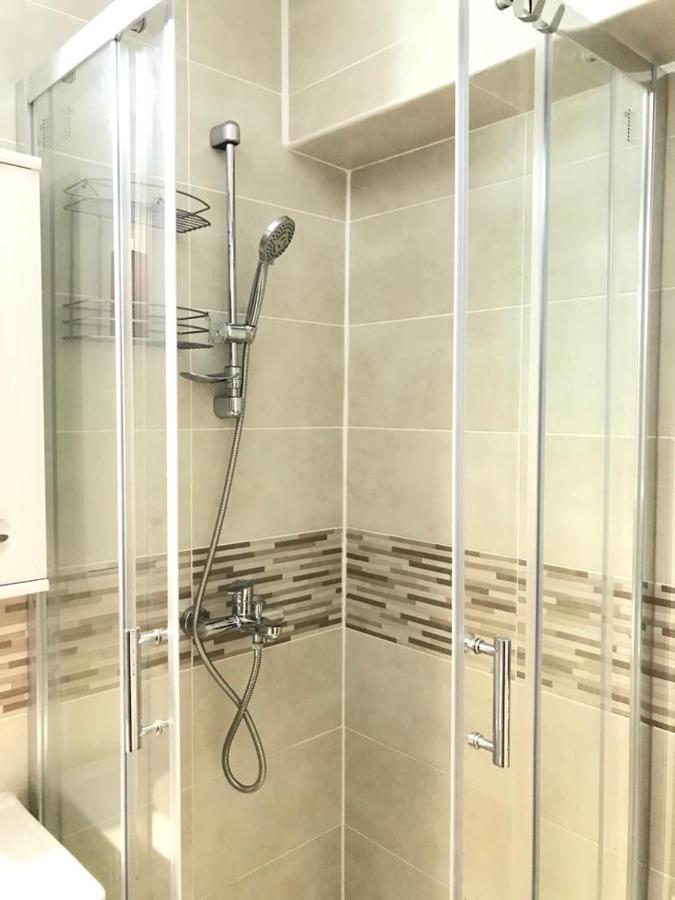 Apartament Spatios In 오라데아 외부 사진
