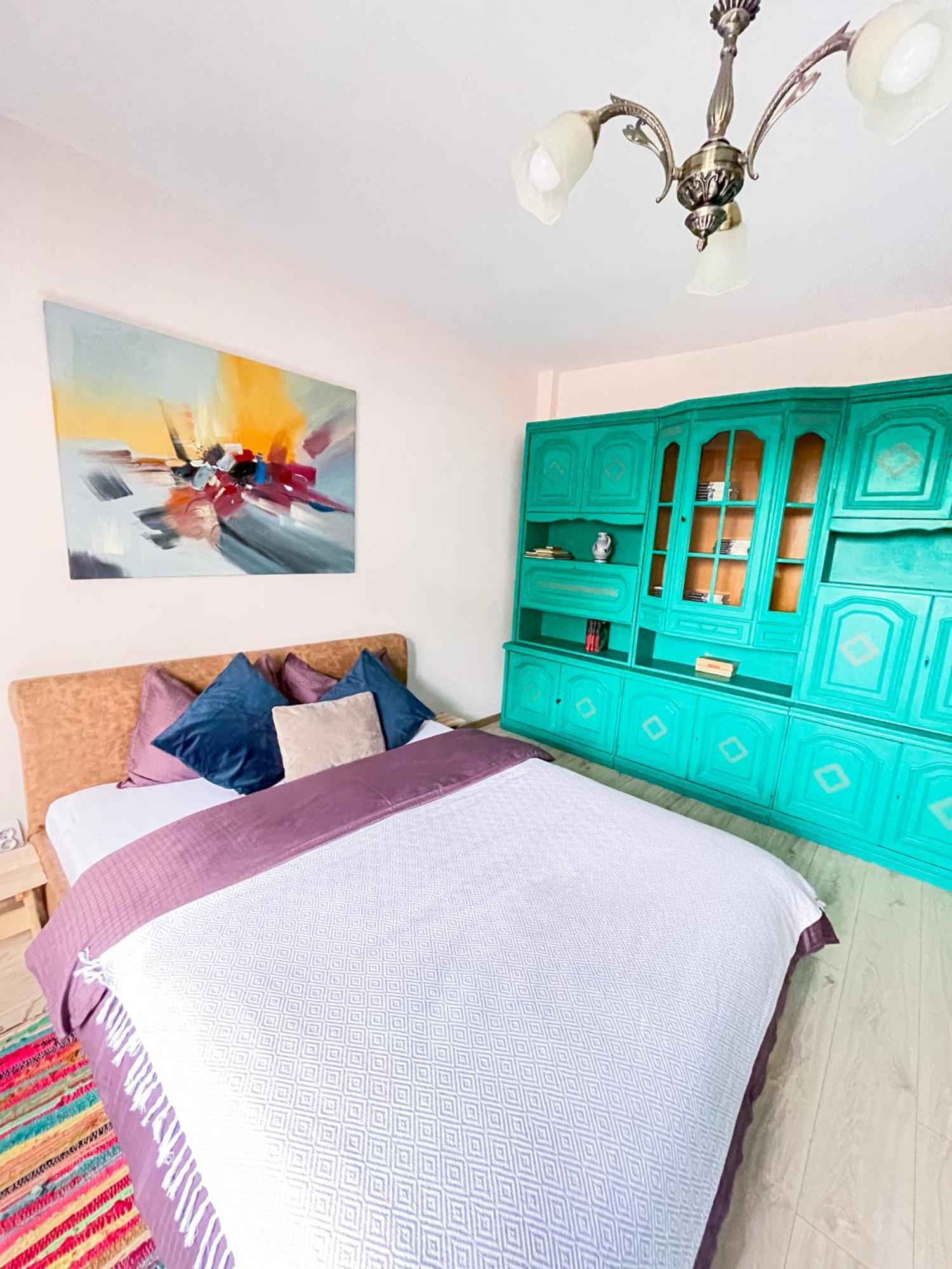 Apartament Spatios In 오라데아 외부 사진